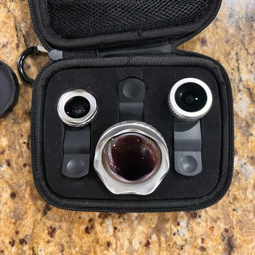 Low-Distortion 3X Telephoto Lens for Smartphone